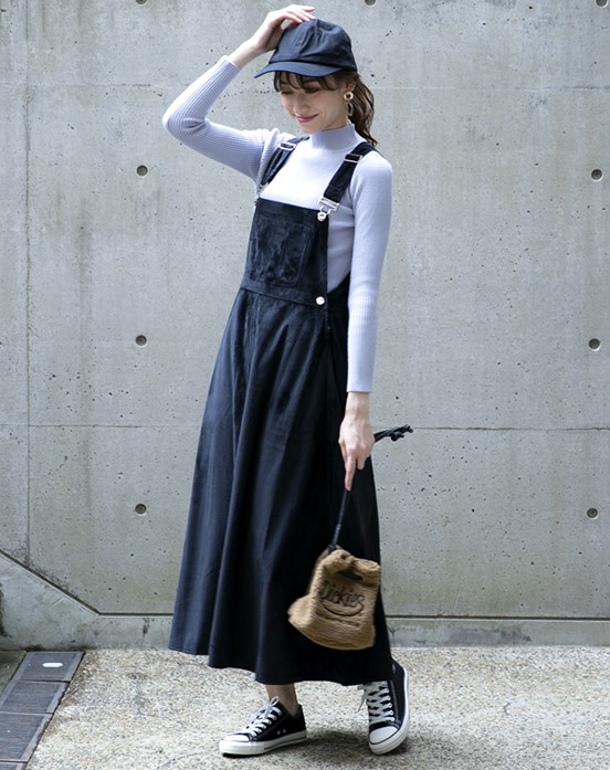 大人女性も楽しめる ジャンパースカートコーディネート 洋服アレコレ