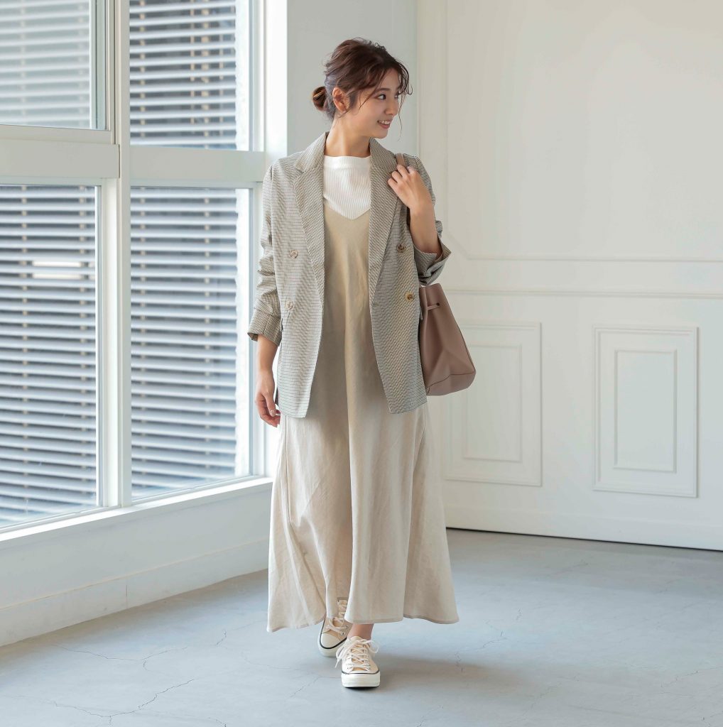 ジャケット スニーカー でラフに 大人のジャケットスタイル 洋服アレコレ