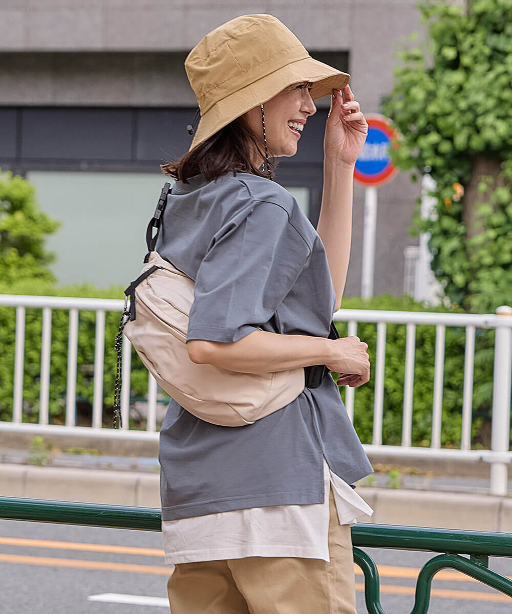 大人の機能性カジュアルスタイルサムネ2